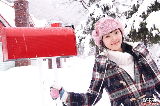 Photoshop图片合成：飘雪白色签名特效