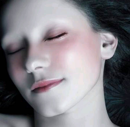 PS女生照片脸部修饰的实例教程