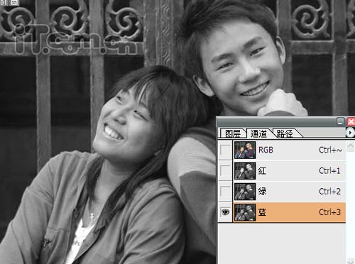 Photoshop简单处理照片为时光定格效果_脚本之家jb51.net整理