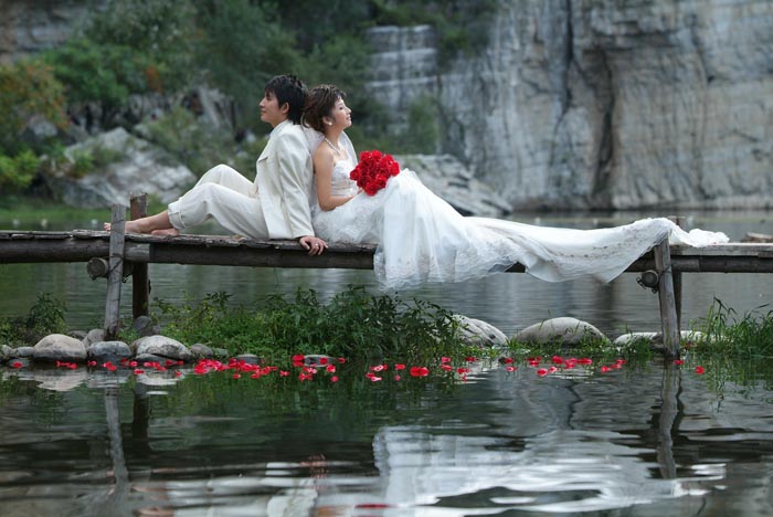 Photoshop调色教程:制作玛雅摄影色调_脚本之家jb51.net整理