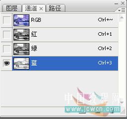 Photoshop通道修复偏蓝照片的方法