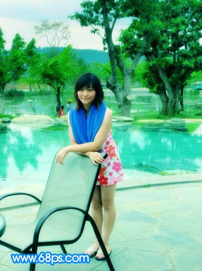 Photoshop 调出人物照片淡雅的青绿色