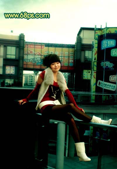 photoshop 偏暗人物照片流行的青色调