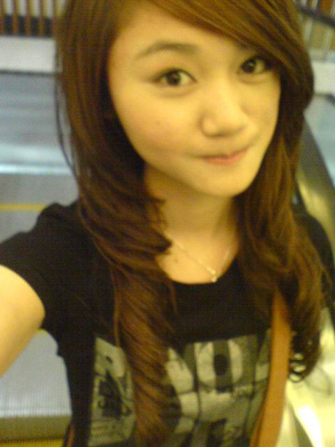 Photoshop 调出偏色照片流行的淡红色