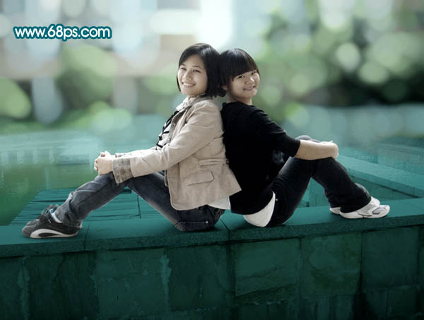 Photoshop 调出外景人物图片梦幻的青色调