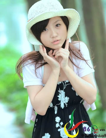 Photoshop 调出偏暗人物图片时尚的粉色调