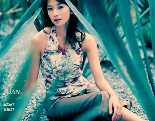 Photoshop 制作反负冲效果的林志玲照片