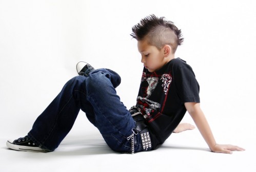 image-5 Photoshop实现的高亮光照效果的小男孩