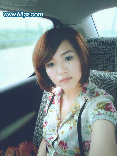 Photoshop将偏暗手机美女照片调出柔美中性青色调