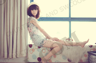 Photoshop调出室内人物照片经典的日系淡黄色