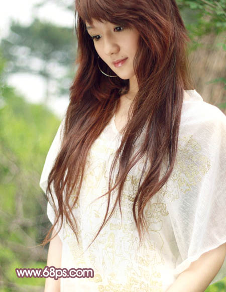 Photoshop将外景女孩图片调成清爽的黄褐色