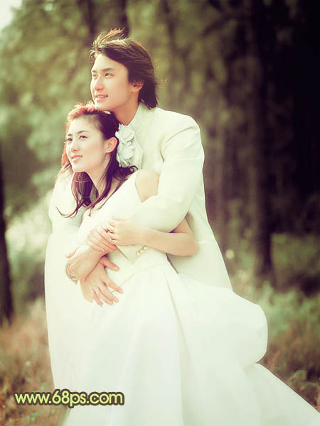 Photoshop将外景婚片调成淡淡的黄褐色