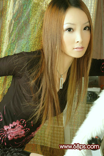 Photoshop将人物图片调成淡淡的青黄甜美色