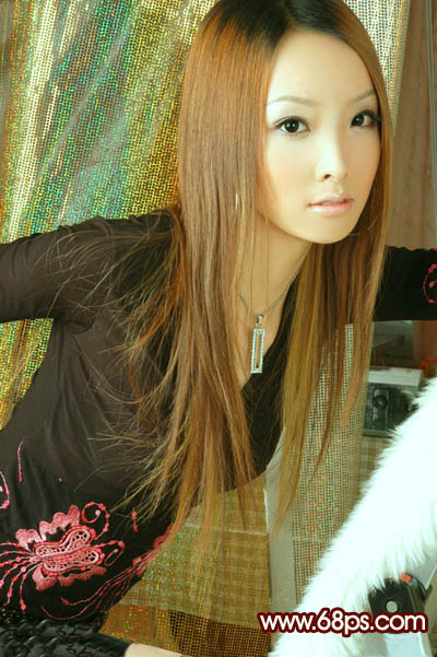 Photoshop将人物图片调成淡淡的青黄甜美色