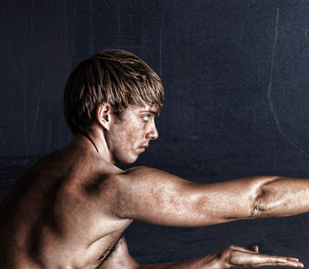 Photoshop打造非常有冲击感的虎头烟雾