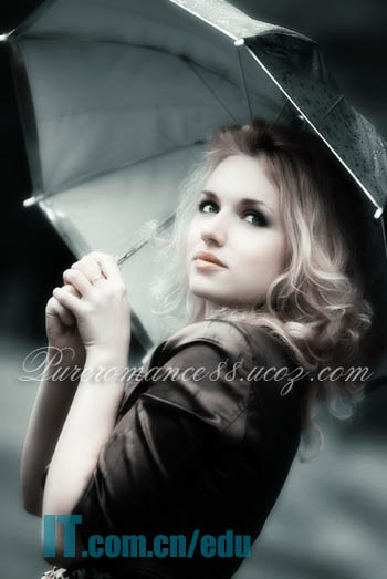 Photoshop将外景图片调成梦幻的青红中性色