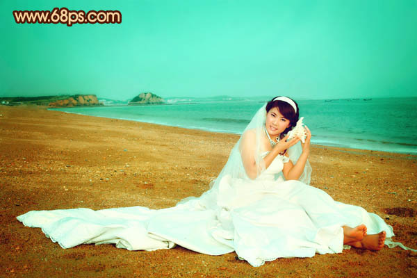 Photoshop将沙滩女孩婚片调制出柔美的青黄色效果
