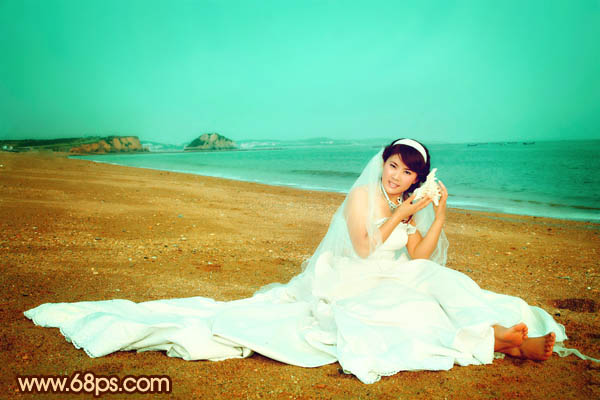 Photoshop将沙滩女孩婚片调制出柔美的青黄色效果