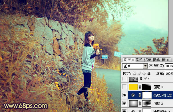 Photoshop将山野人物图片调成橙黄的秋季色
