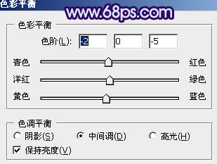 Photoshop将草地婚片调制出柔美的蓝紫色