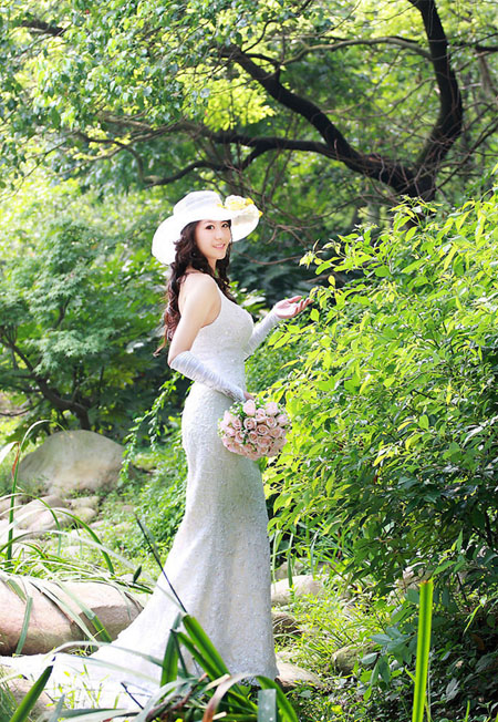 Photoshop为树林女孩婚片增加漂亮的橙红色