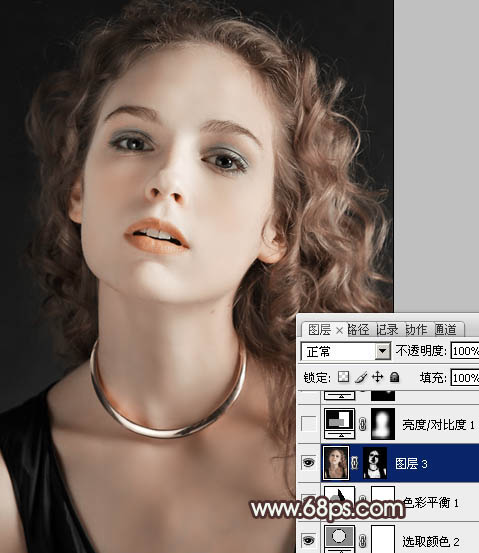Photoshop为室内人像调制成通透的淡黄色肤色效果