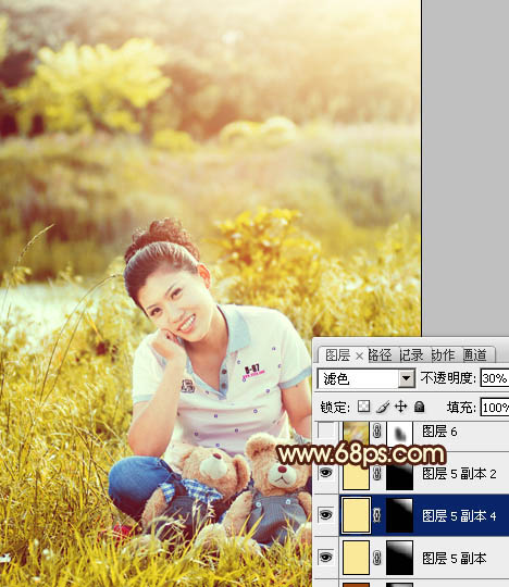 Photoshop将草地人物图片调制出柔美的黄褐色效果