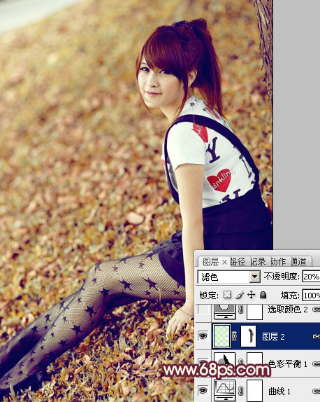 Photoshop为坐在草地上的美女图片调制出淡淡柔美的红绿色
