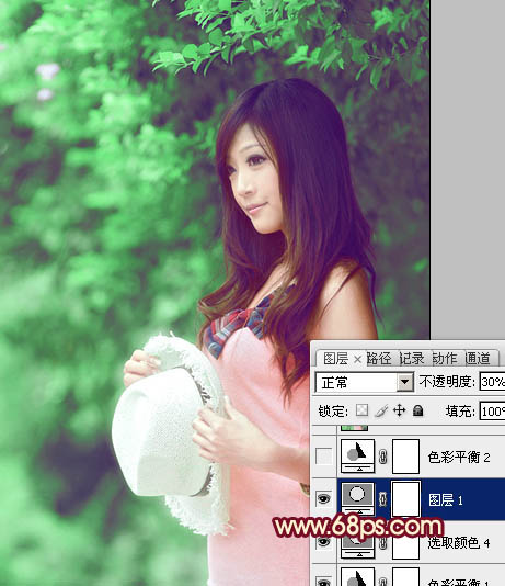 Photoshop将树林美女图片调成甜美的青绿色