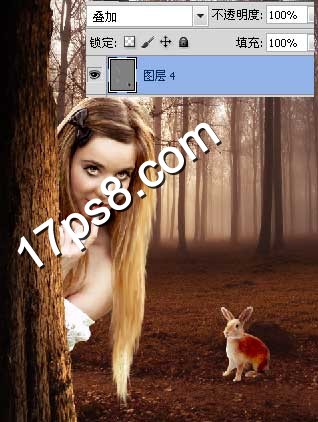 用photoshop合成躲在大树后面藏猫猫的调皮美女