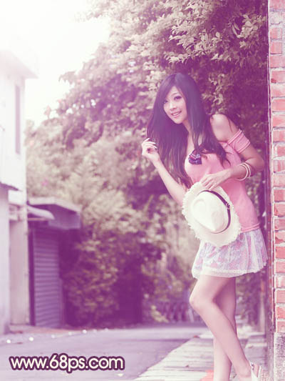 Photoshop将外景美女图片打造出柔美的中性黄紫色效果