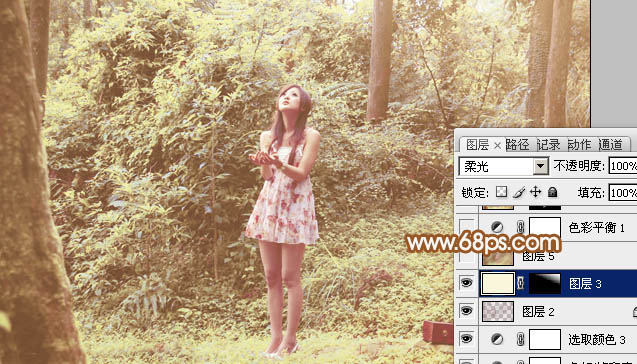 Photoshop为树林人物照片加上淡淡的黄褐色效果