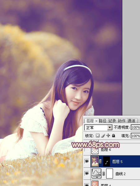 Photoshop将草地上的女孩调制出柔美的橙紫色