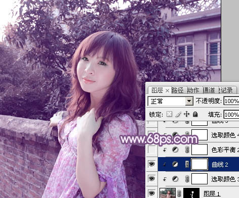 photoshop将靠在围墙边的美女图片调制出甜美的暗紫色