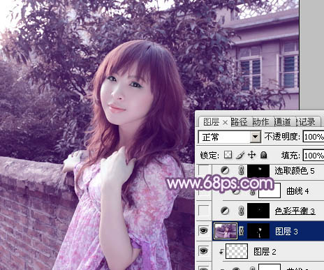 photoshop将靠在围墙边的美女图片调制出甜美的暗紫色