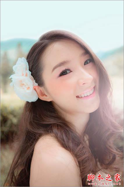 Photoshop为偏暗的外景美女图片增加清爽甜美的青紫色