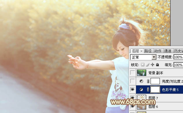 Photoshop给外景人物图片打造出柔美的秋季棕黄色