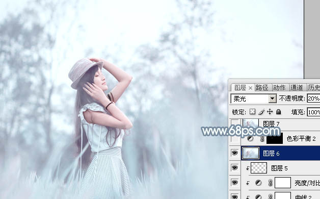 Photoshop为野外的美女调制出梦幻的淡青色