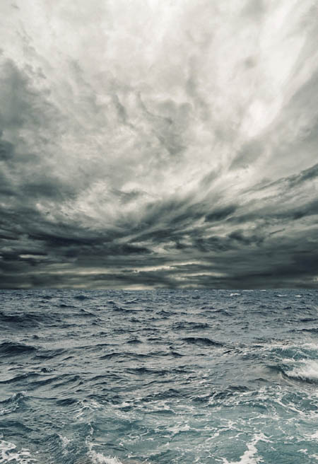 PS合成制作出战火中的古代女战士电影海报