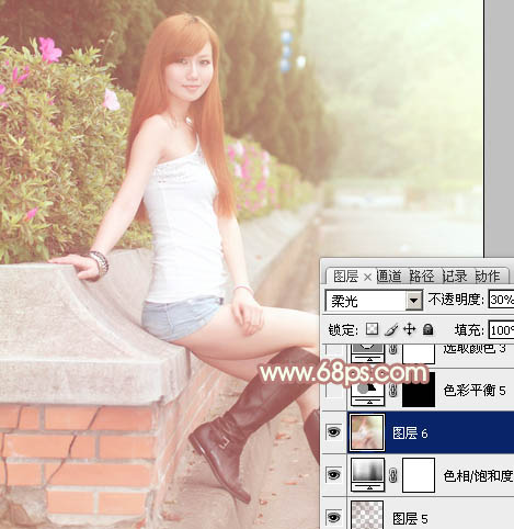 Photoshop为绿篱边的美女加上甜美的早春阳光色