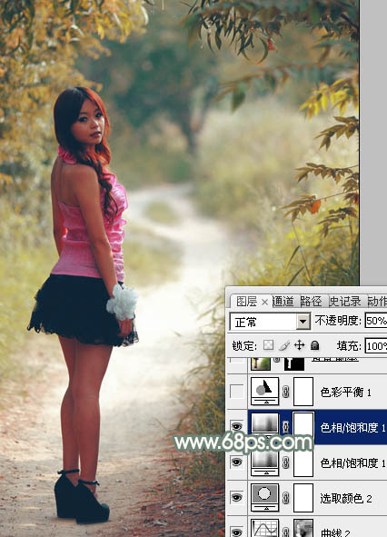 Photoshop为树林中的红衣美女加上漂亮的秋季色