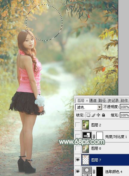 Photoshop为树林中的红衣美女加上漂亮的秋季色