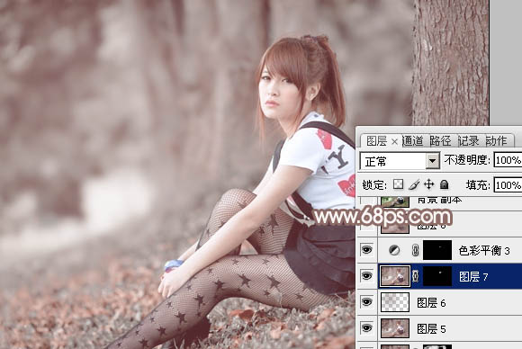 Photoshop为绿树边的美女加上古典中性淡褐色