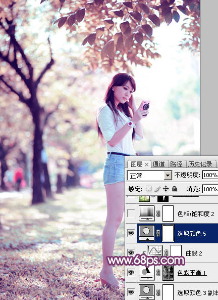 Photoshop为公路绿道边的美女加上甜美紫红色