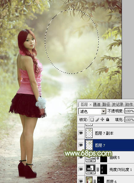 Photoshop为树林逆光人物加上柔和的韩系淡褐色效果