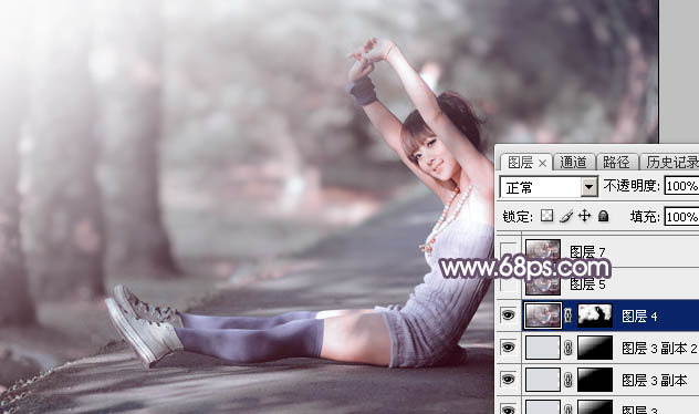 Photoshop为小路上的美女加上柔美的中性红灰色