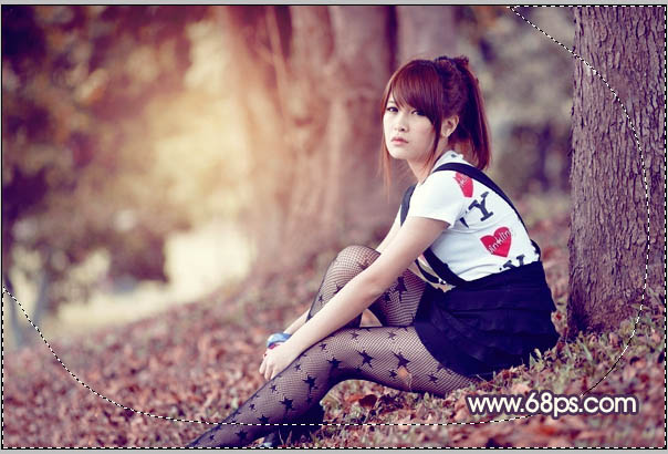 Photoshop将树林中的美女加上柔美的秋季晨曦色