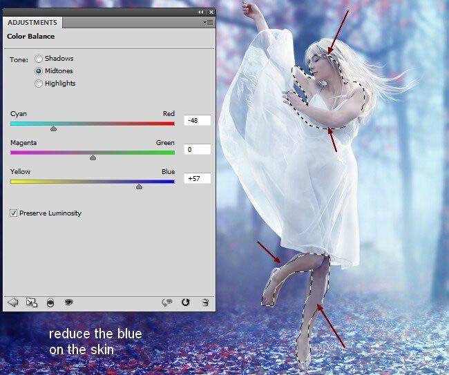 PS合成在唯美的秋色树林中舞动的白衣美女
