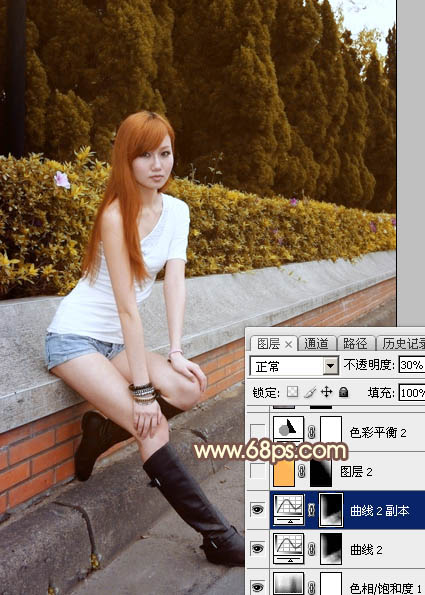 Photoshop将偏暗的树边美女调制出绚丽的阳光色