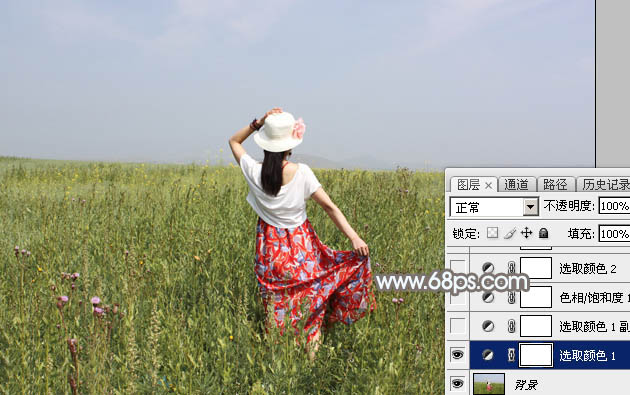 Photoshop将草原上的人物调制出清爽的韩系蓝黄色